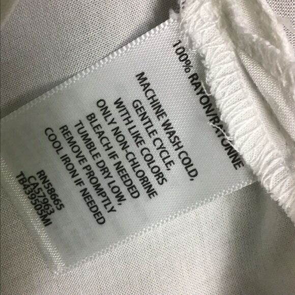 Treasure & Bond Women Size Small Top Pullover Sheer Ivory Bell Sleeves Slit Side - Picture 5 of 16